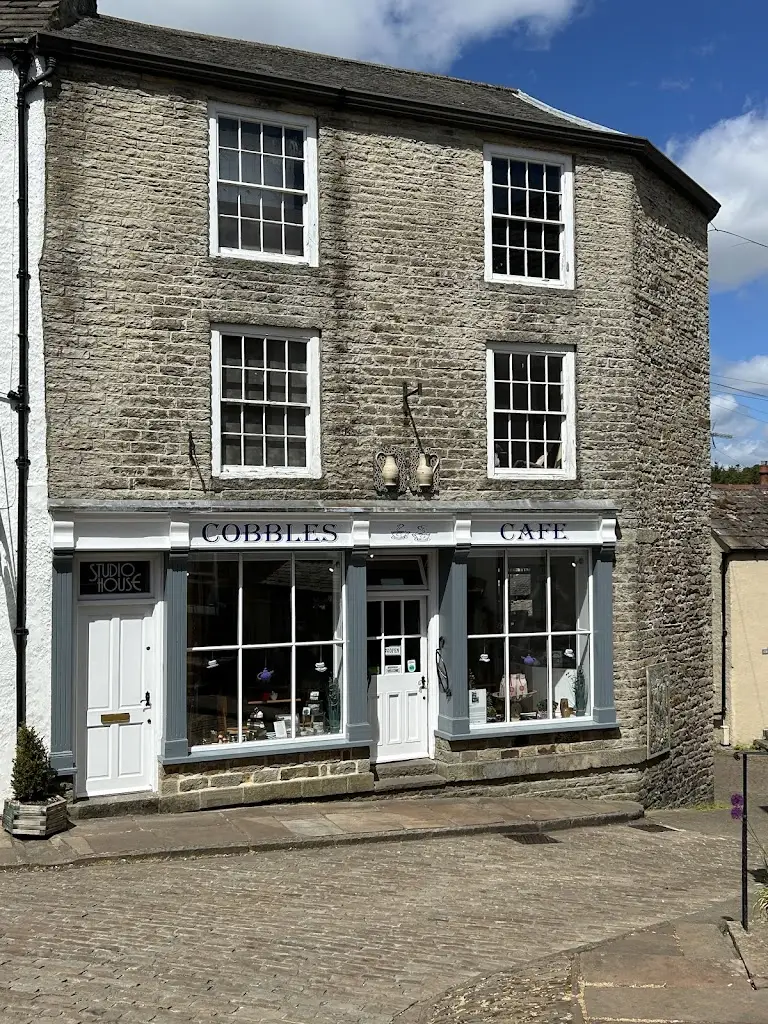 Cobbles Cafe_Alston_slider_image_3