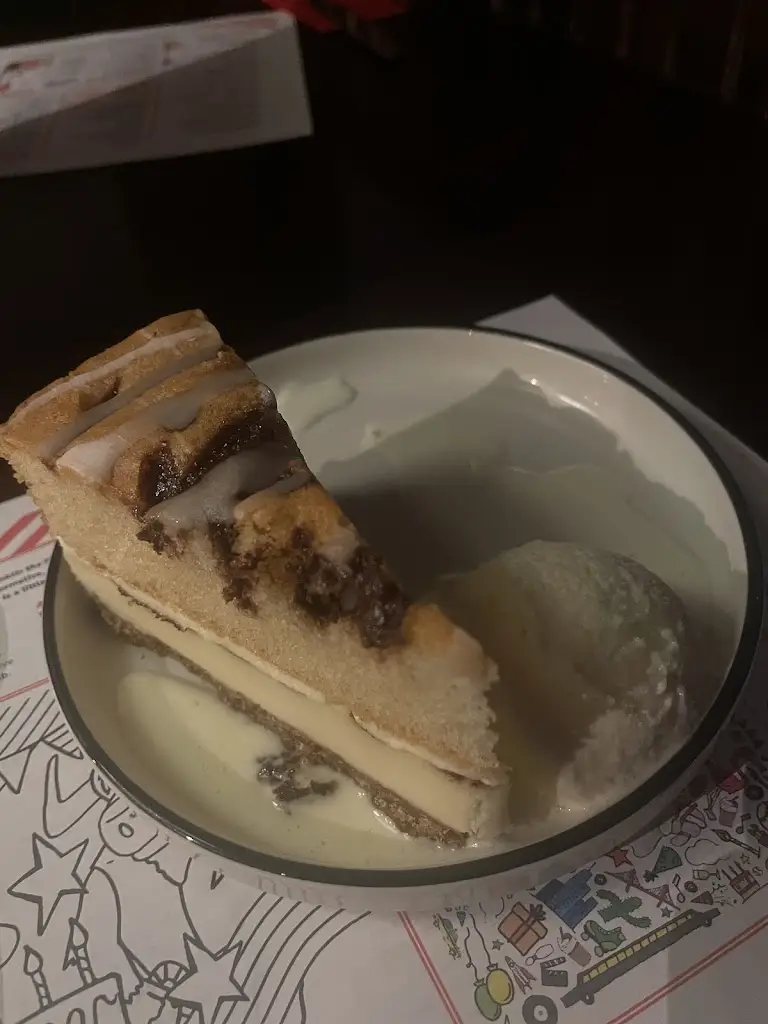 Awardedcat YT_TGI Fridays - Braintree_Black Notley_review