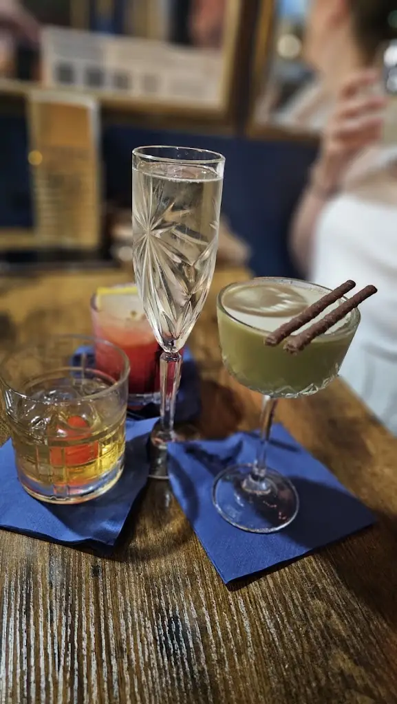 Eu Gene_Number 92_Black Notley_review