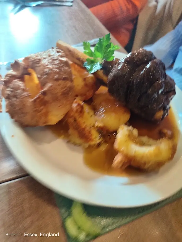 Jamie Puddephatt_Weavers Bocking_Black Notley_review