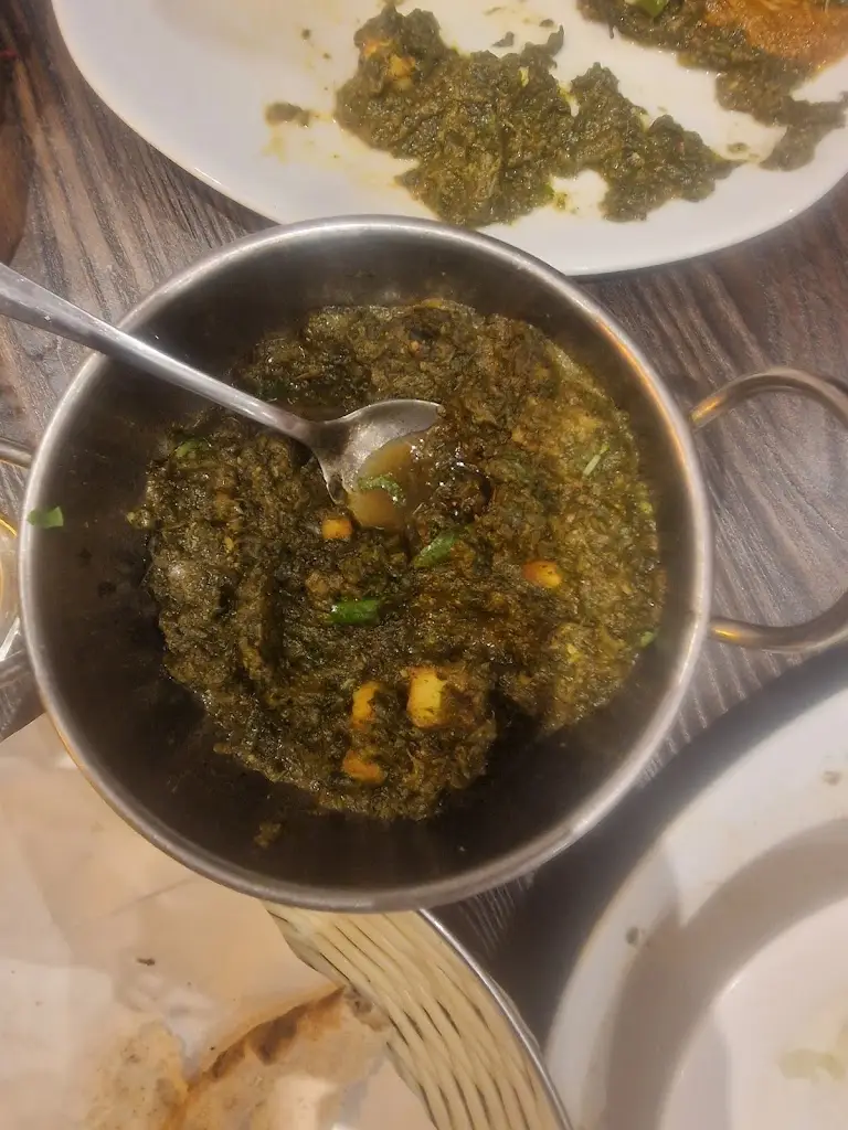 raheel jamil_Lahori Tawa and Grill restaurant_Blackburn_review