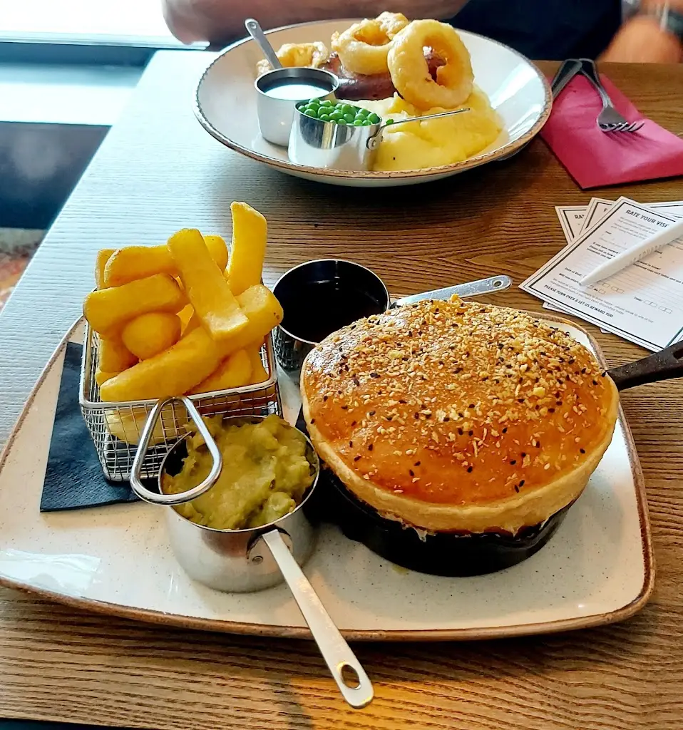 The Foundry Tap & Kitchen_Blackburn_slider_image_2