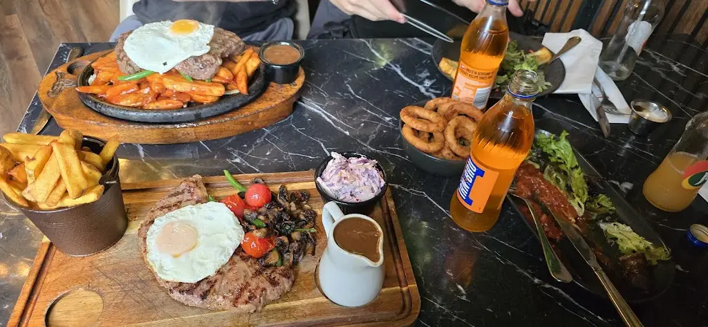 Craig-David Hewitt_Toro's Steakhouse Blackburn_Blackburn_review