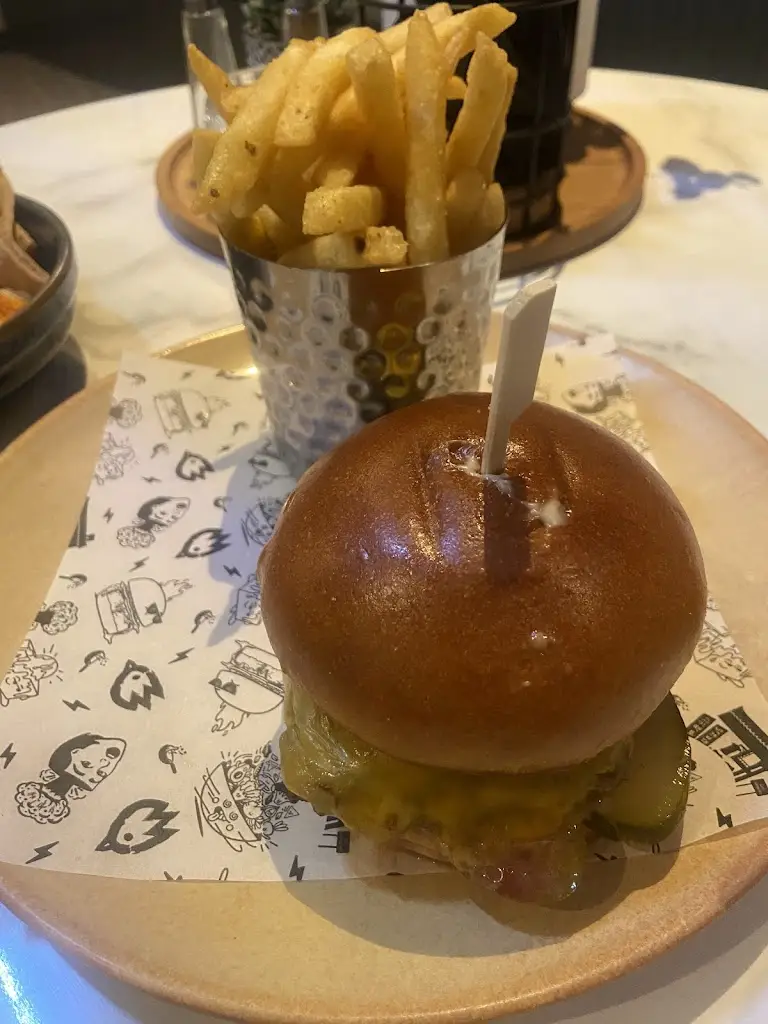 BRASSERIE RESTAURANT_Blackrod_slider_image_2