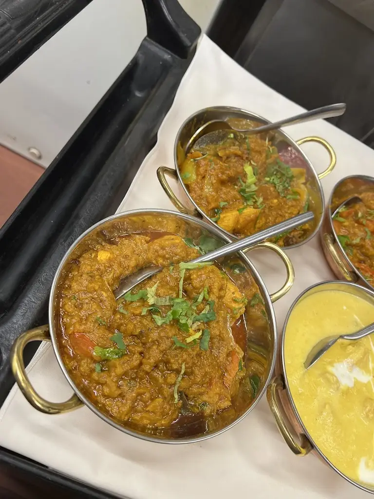 Sagar Restaurant & Takeaway_Blackrod_slider_image_2