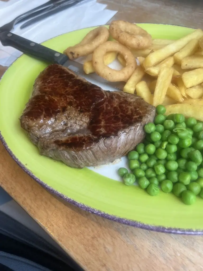 Elizabeth Reid_Catherines Inn_Bleadon_recensione