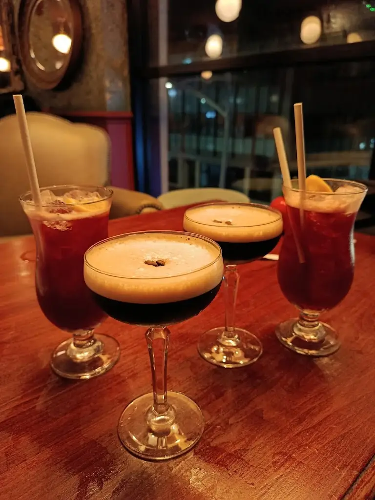 Lolly Mondo_Vintro Lounge_Blackpool_review