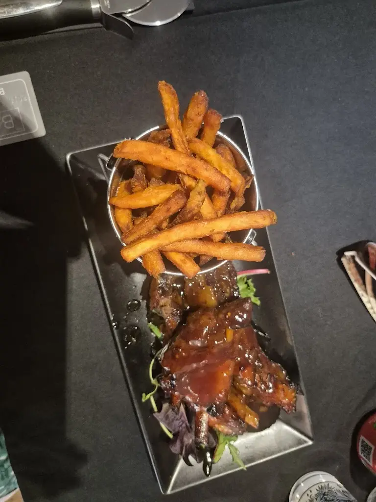 Andrea Hilton_The Bank Bar & Grill_Blackpool_review