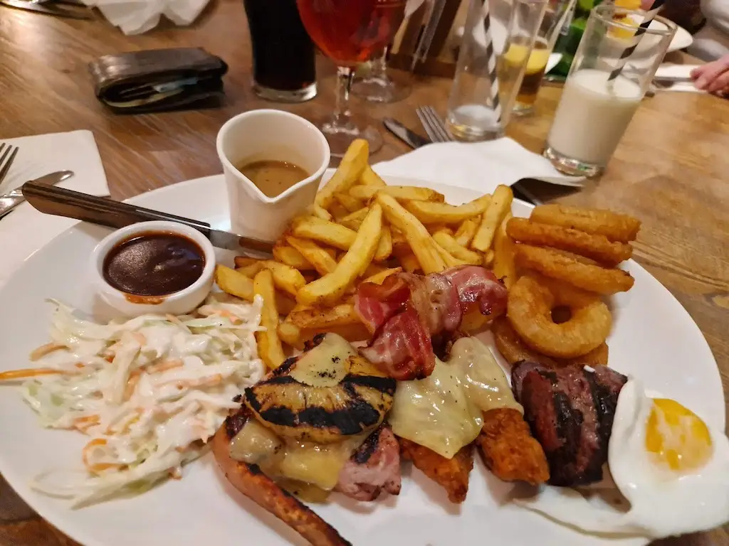 Menu_Three Piers Cookhouse + Pub_Blackpool_immagine_8