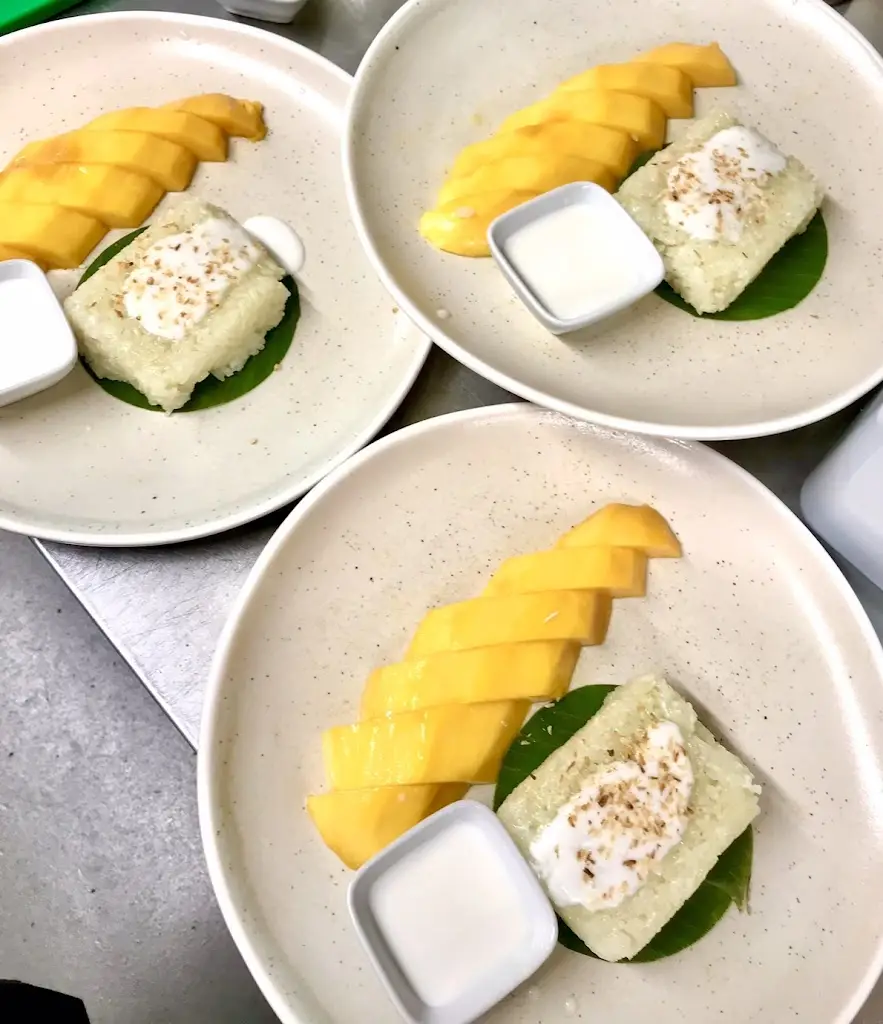 Menu_Chor Muang Thai Gastro_Blewbury_image_4