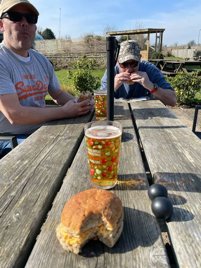 Mark Barras_The Royal Oak_Blisworth_review