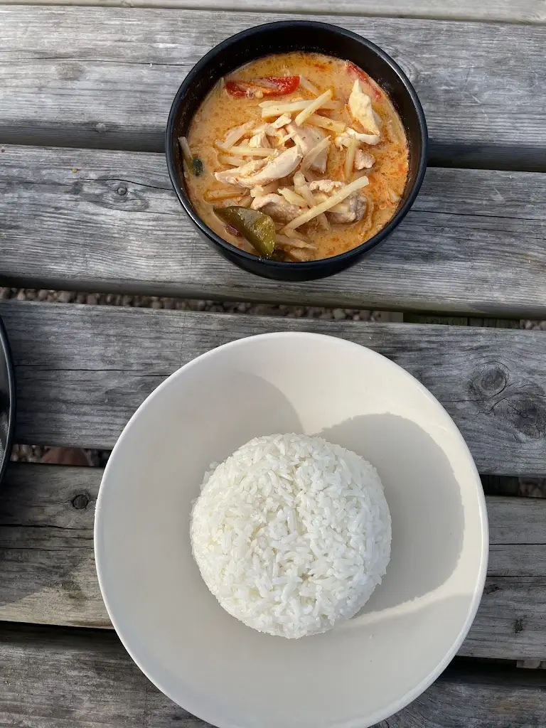 Michelle Andrew_Ning's Thai Kitchen_Blisworth_review