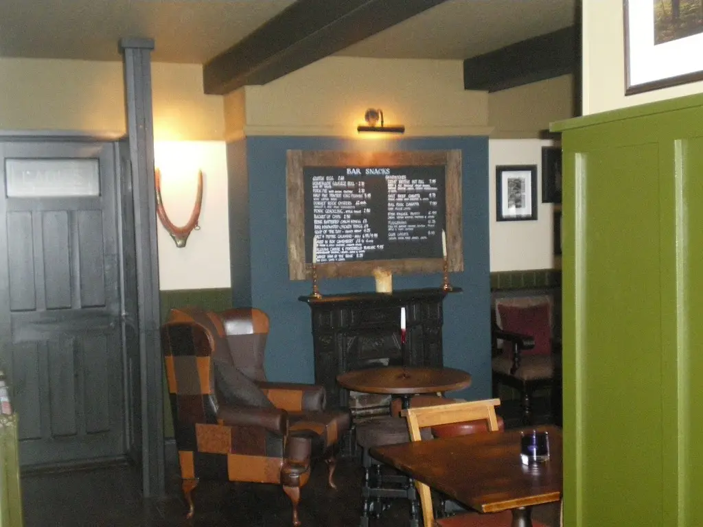 The Bulls Head_Blackmoorfoot_slider_image_1