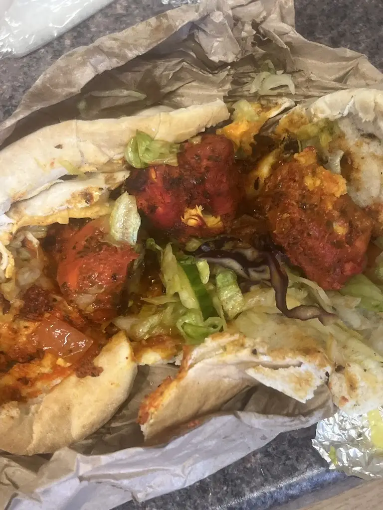 Blazer Razor_Kadri The eatery_Blackmoorfoot_review