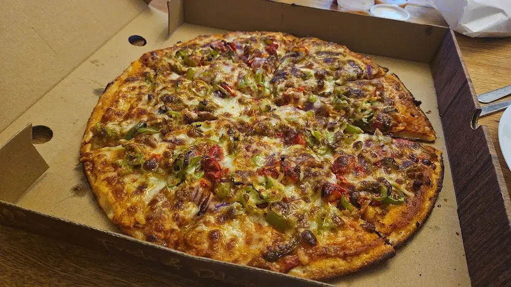 Menu_Cluck N Crust_Blackmoorfoot_image_6