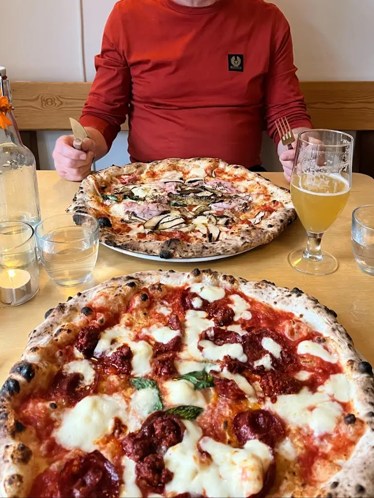 George Barker_Anello_Blackmoorfoot_review