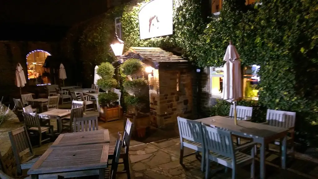 The Nags Head_Blackmoorfoot_slider_image_1