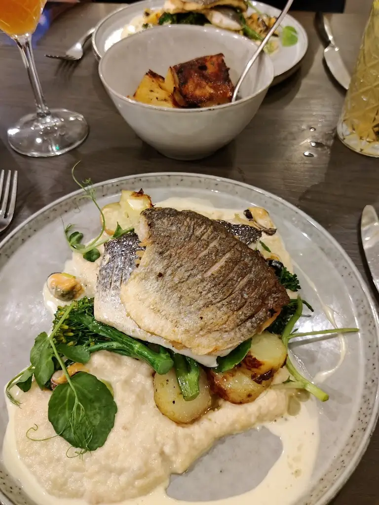 Menu_Eric's Restaurant_Blackmoorfoot_image_7