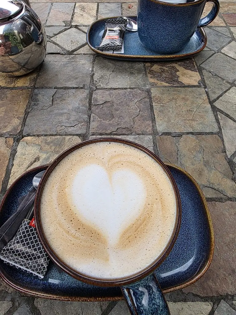 Paul W_The Little Bridge_Blackmoorfoot_review