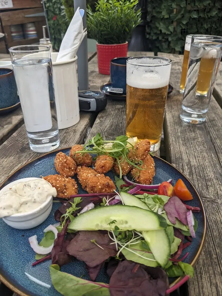 Michael Reid_The Little Bridge_Blackmoorfoot_review