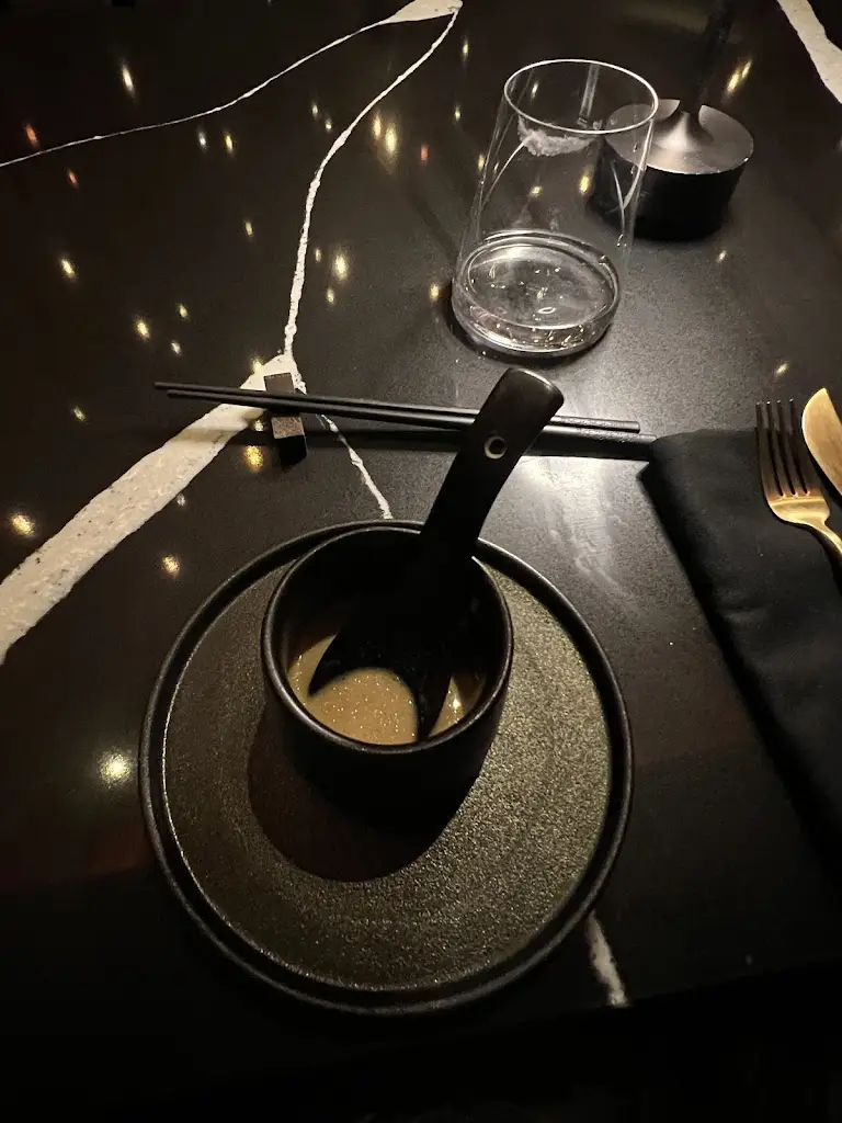 Hannah Dean_Firepit Restaurant at Cave_Blean_review