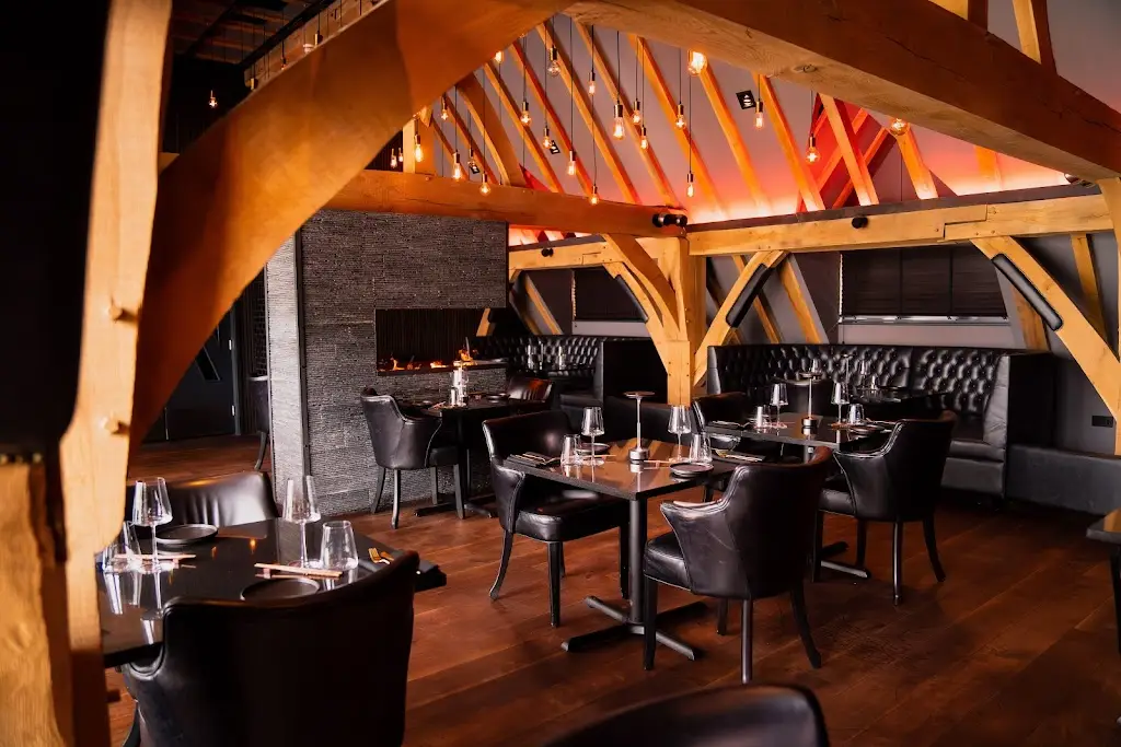 Firepit Restaurant at Cave restaurant in Blean