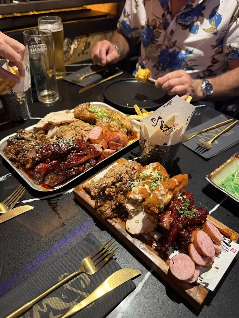 Kara Rich_The Korean Cowgirl at Cave Hotel_Blean_recensione