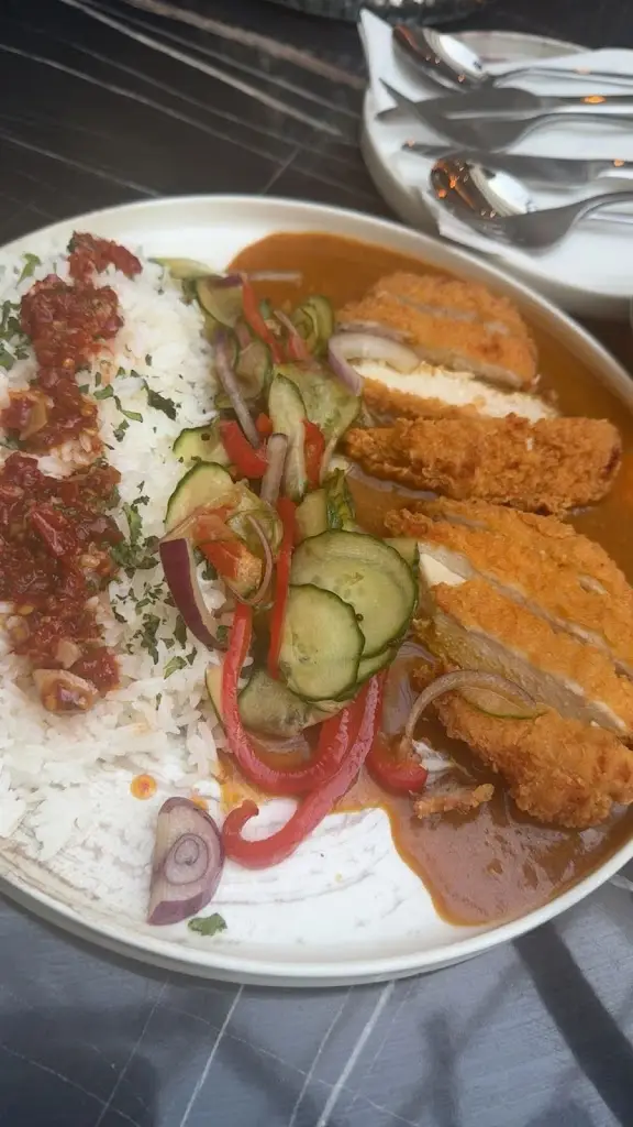 Manni_Sora Lounge_Bletchley_review