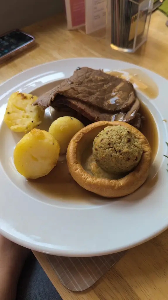 Menu_The Inn on the Lake_Bletchley_image_4