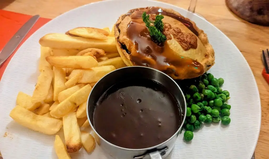 George_The Inn on the Lake_Bletchley_review