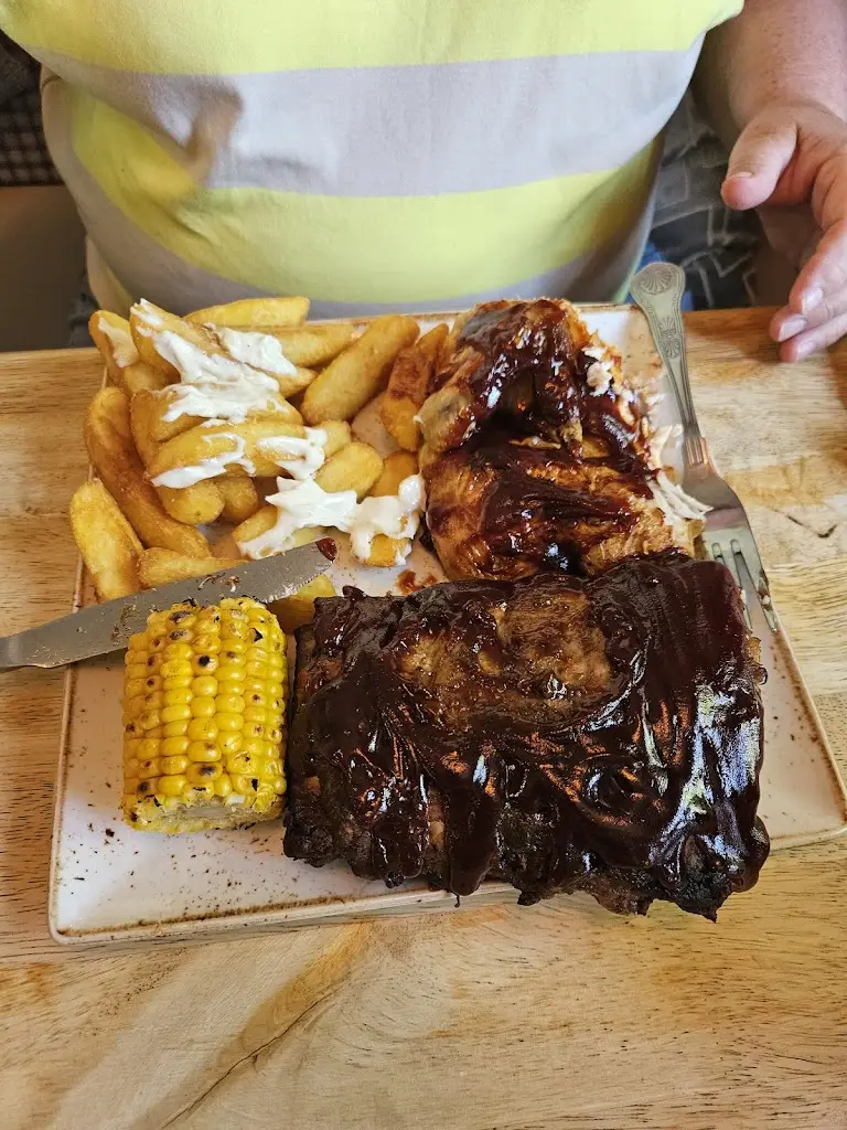 Tania Bowen_The Three Trees_Bletchley_review