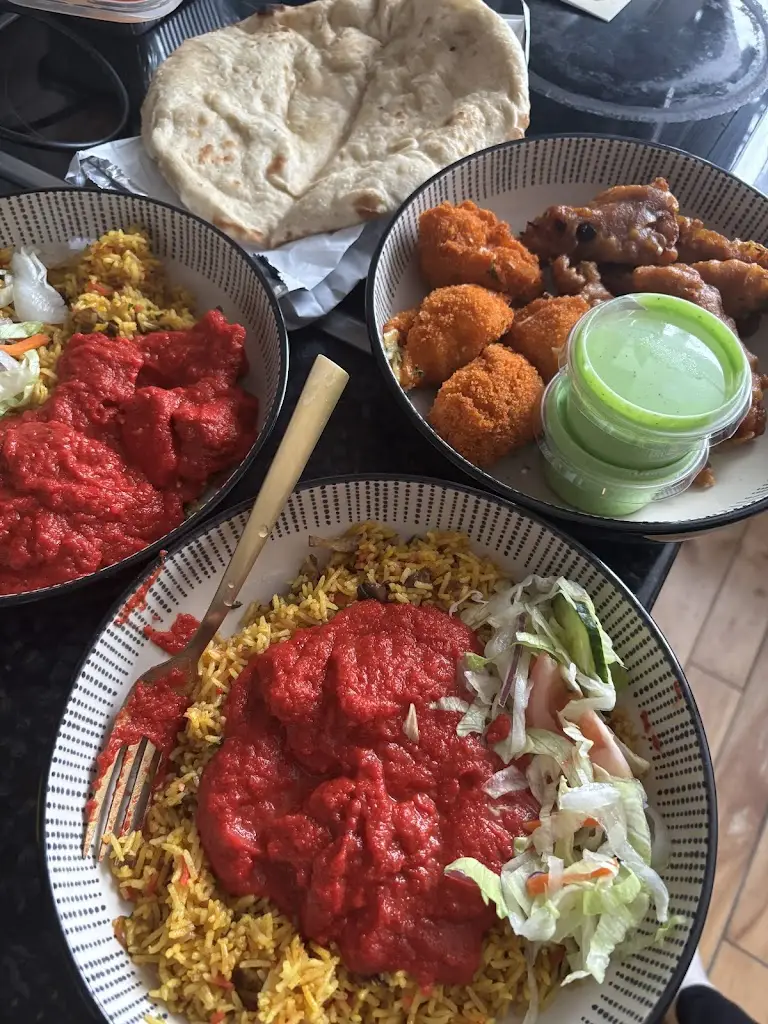 Indie Robinson_Saddlers Arms (Bangladeshi-Italian-Bar & Restuarent)_Bloxwich_review