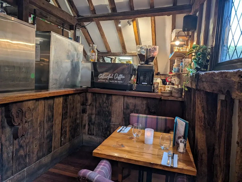 The Wire Mill_Blindley Heath_slider_image_2