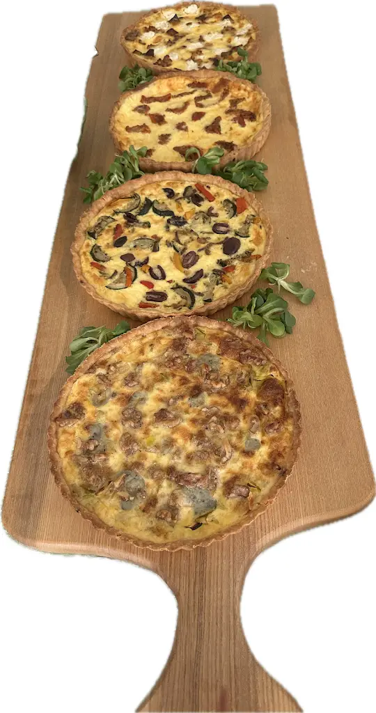 Chris F_Second-Helpings_Blindley Heath_review