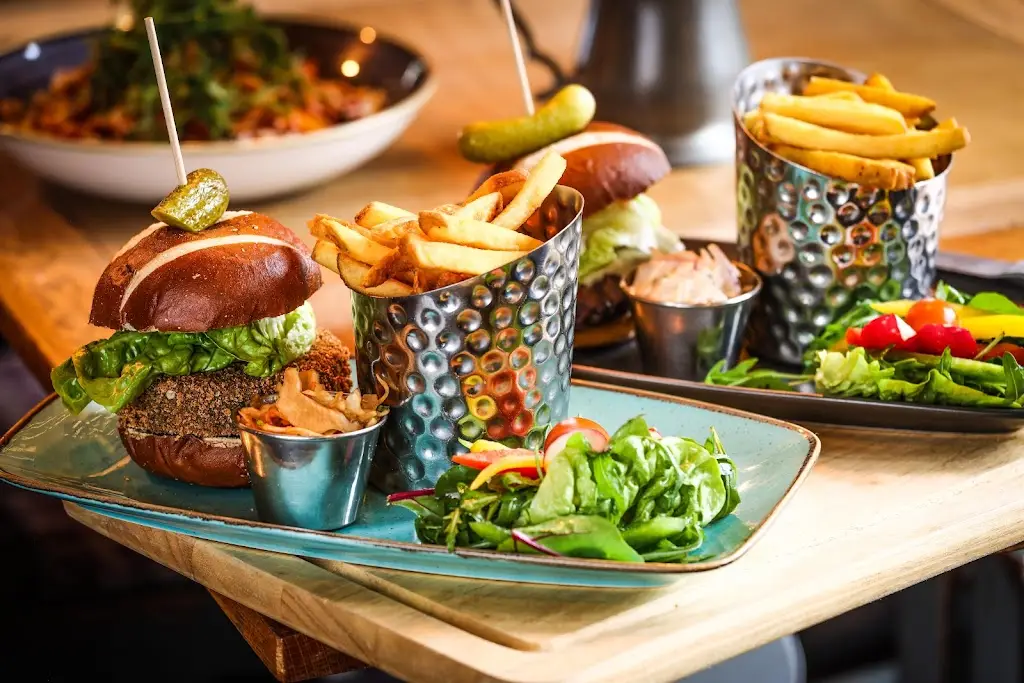 The Star Inn_Blindley Heath_slider_image_2