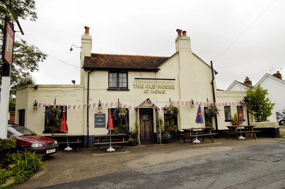 Old House at Home_Blindley Heath_slider_image_3