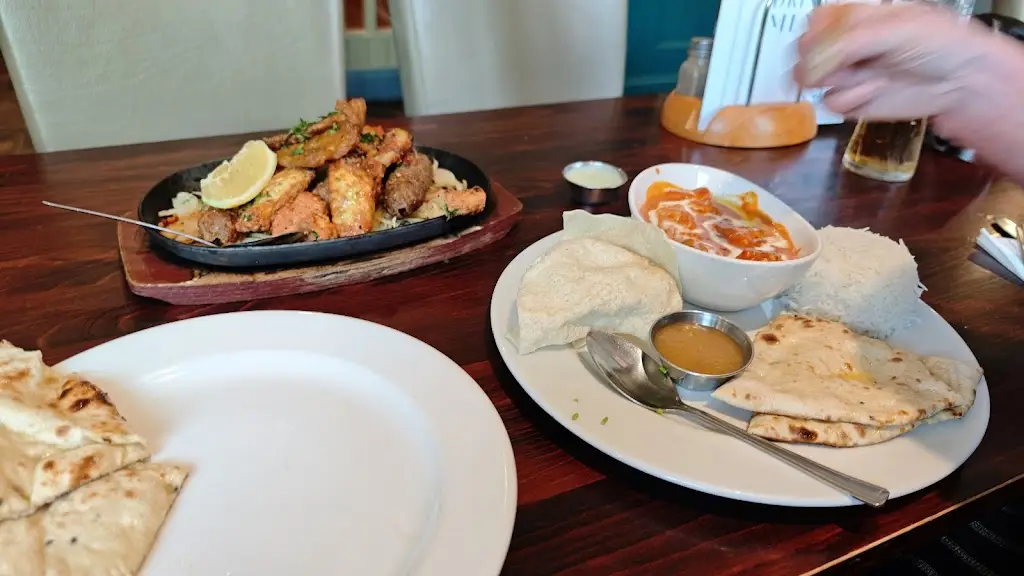 Paul Chandler_Peacock Lodge_Blindley Heath_recensione