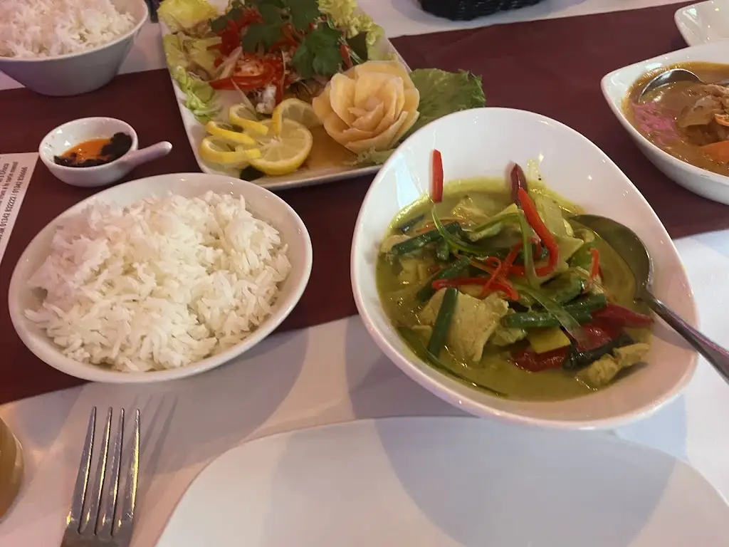 Menu_Thai Lounge_Blindley Heath_image_5