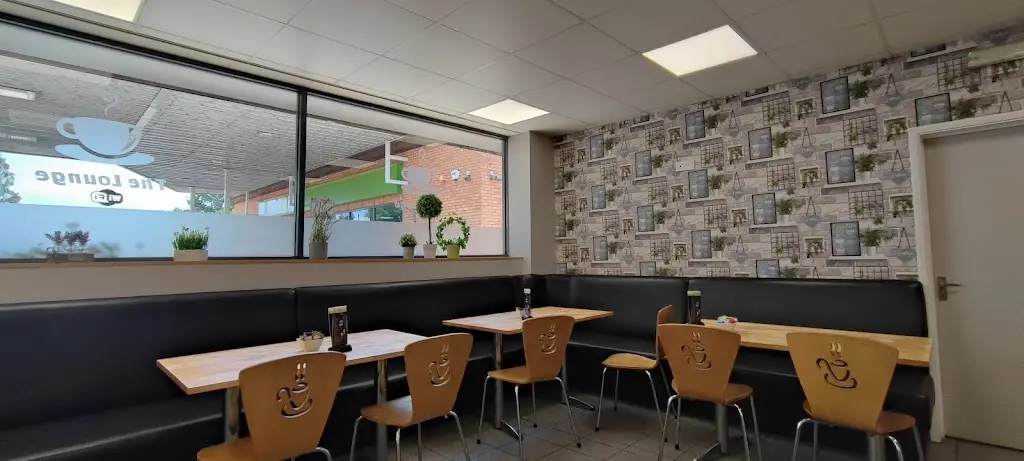 The Lounge restaurante en Bluntisham