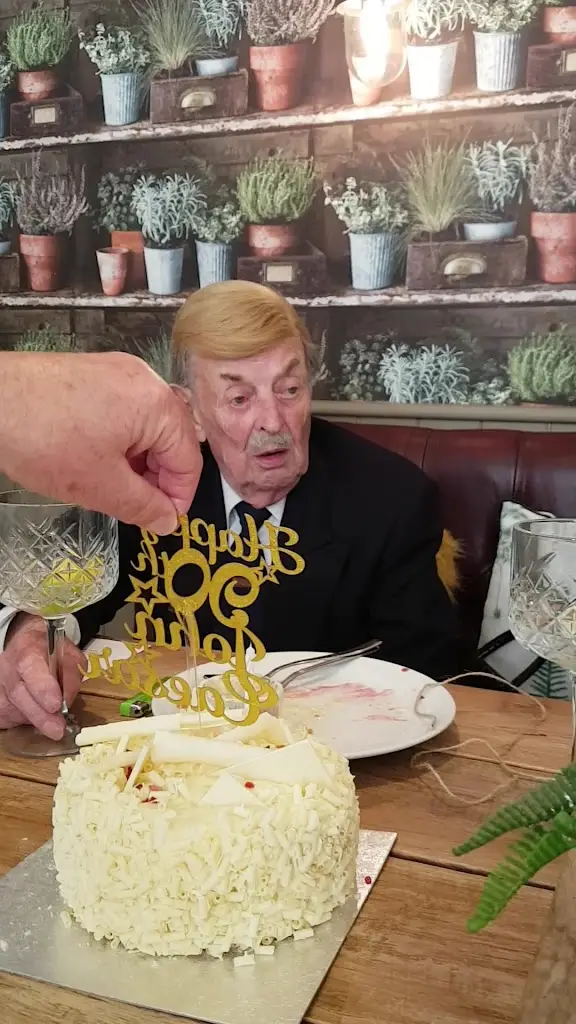 The Windmill_Bluntisham_slider_image_2