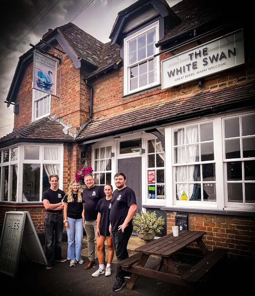 The White Swan_Bluntisham_slider_image_3