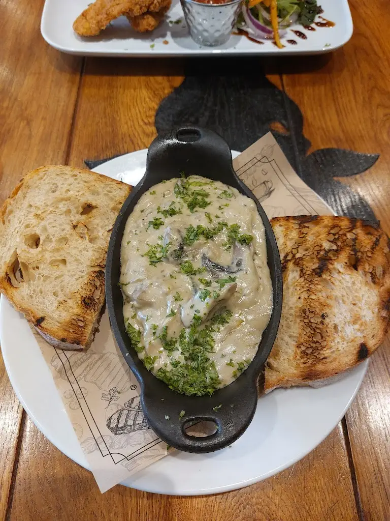 Stacey Lewis_Jerry's Steakhouse, Cafe and wine bar_Blandford Forum_review