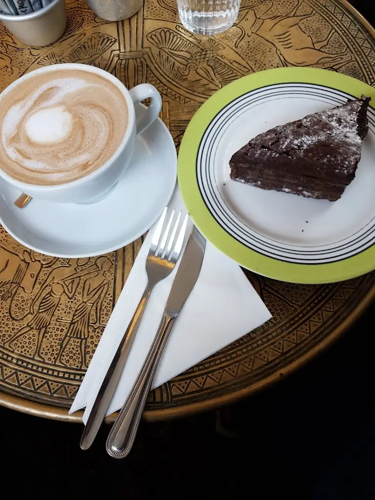 Andy Costin_Forum Cafe_Blandford Forum_recensione