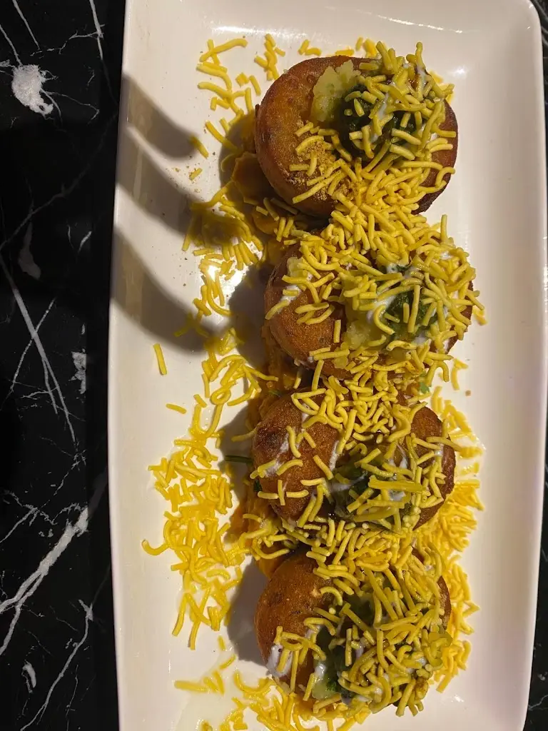 drashya shah_Hungry the Jungle_Bognor Regis_review