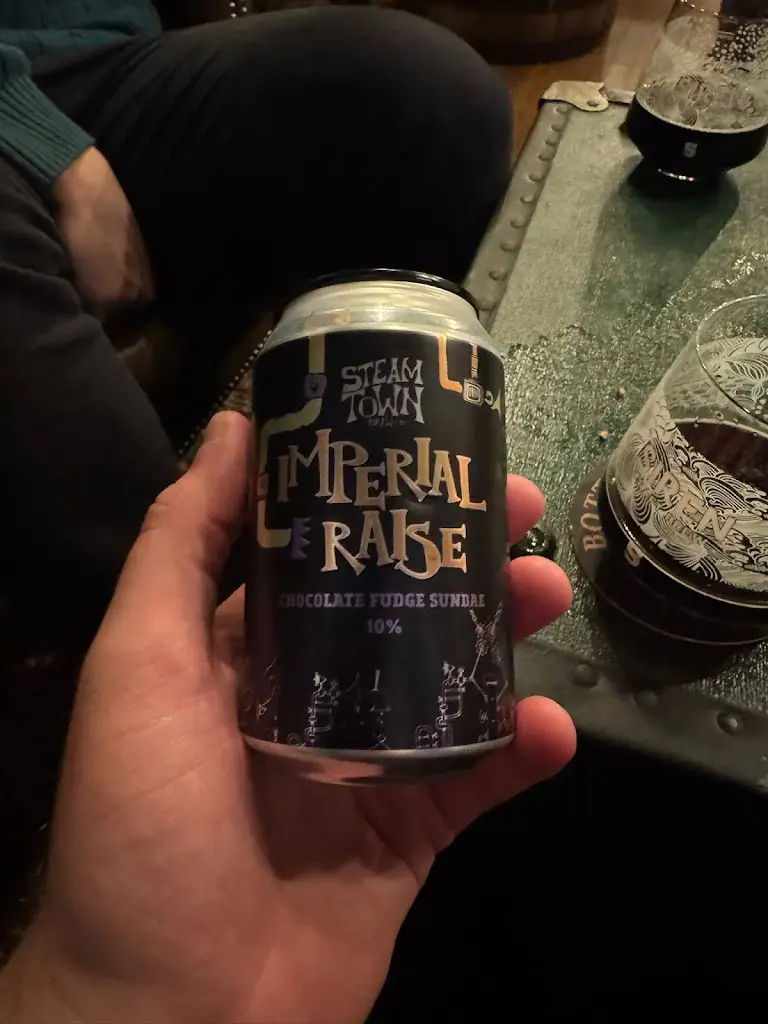 Steam Town Brew Co._Bishopstoke_slider_image_3