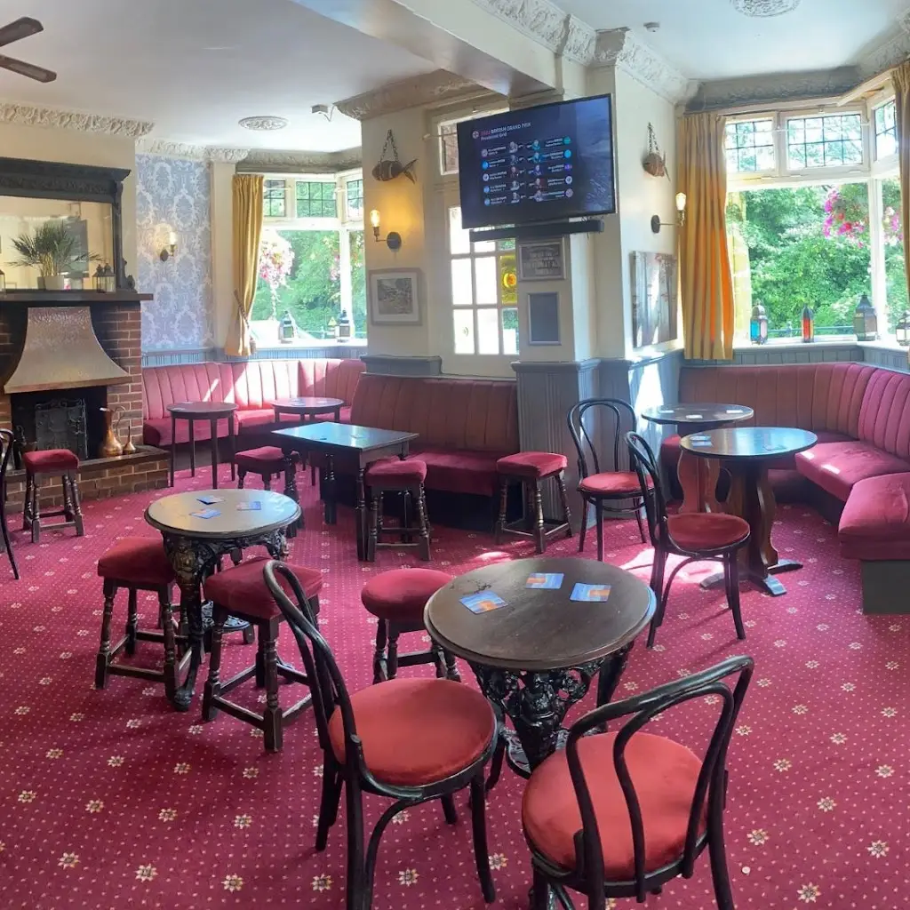 The Anglers Inn, Bishopstoke, Eastleigh_Bishopstoke_slider_image_1