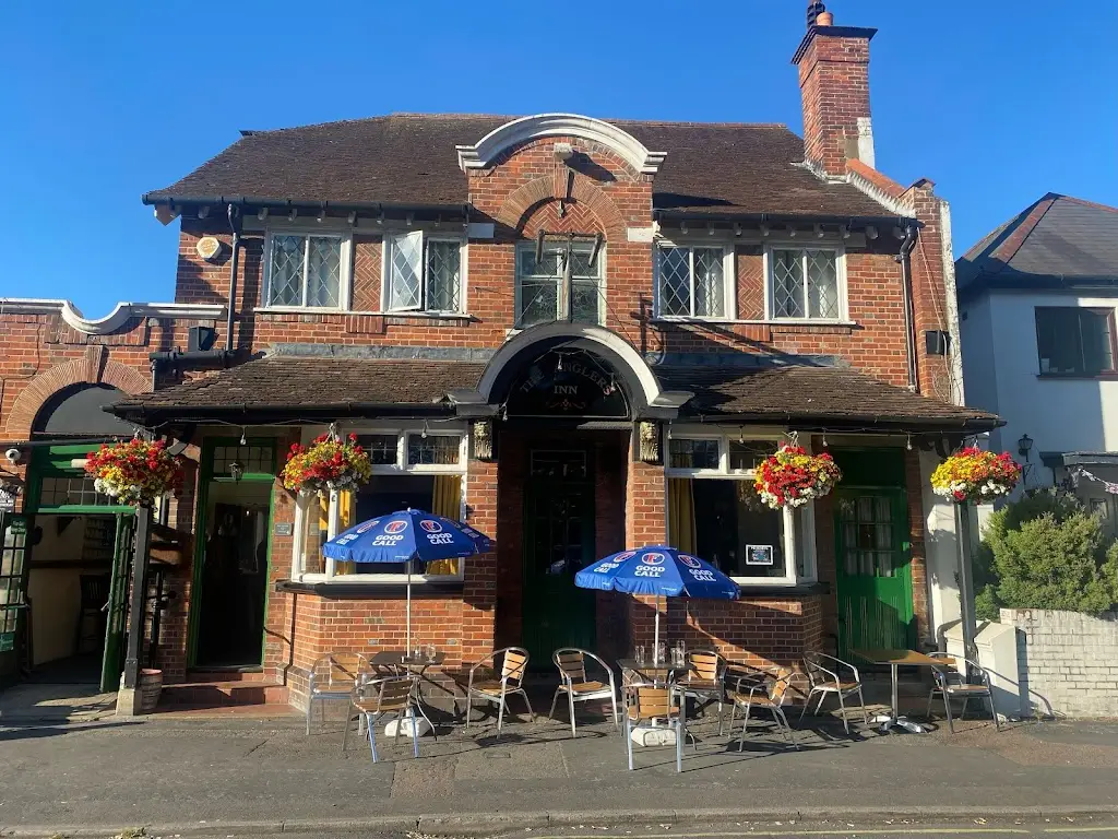 The Anglers Inn, Bishopstoke, Eastleigh_Bishopstoke_slider_image_3