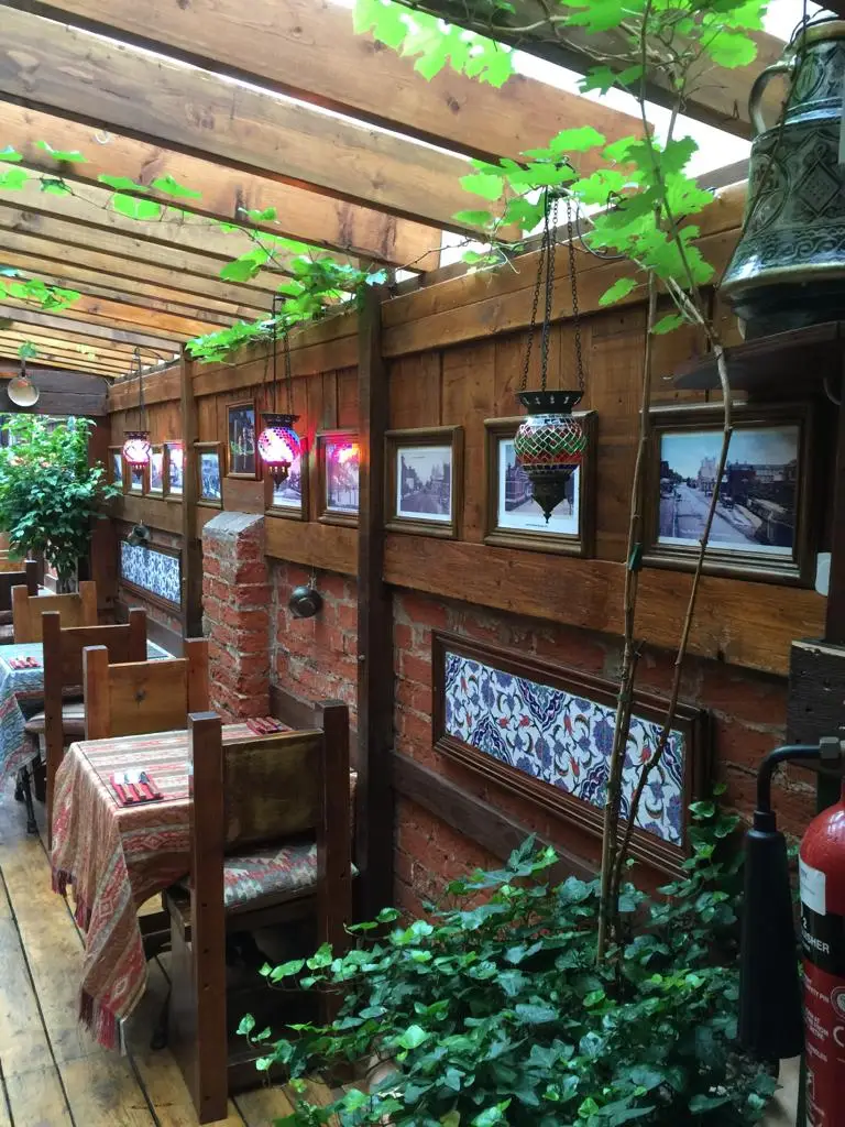 Artisan Meze & Wine Bar ristorante a Bishopstoke