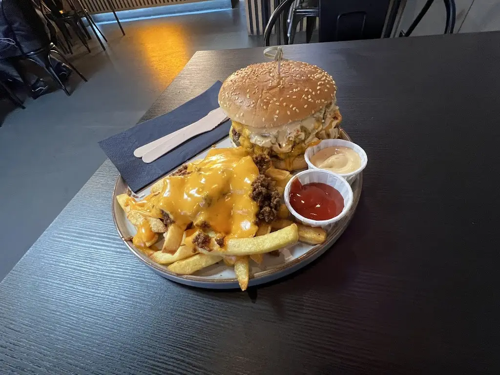 Harry Simps_Barga_Bishopstoke_review