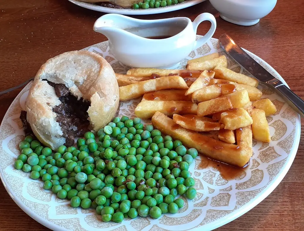 Elaine Hedges_Welcome Inn_Bishopstoke_review